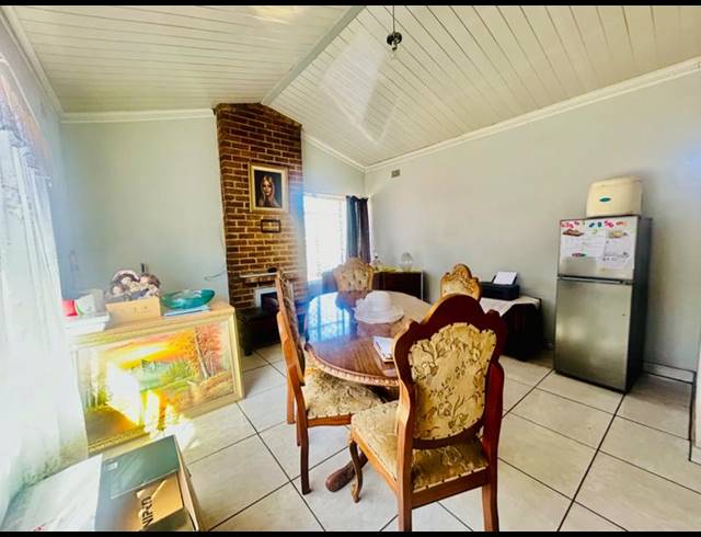 3 BEDROOM HOUSE FOR SALE IN VANDERBIJLPARK CW 5